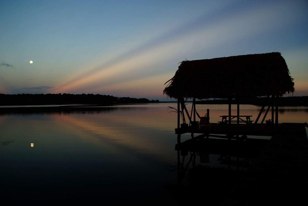 Los Secretos Guesthouse Bocas Town Bagian luar foto